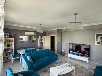 BATIKENTTE SİTE İÇERİSİNDE LÜKS VE KONFORLU 3+1 DAİRE